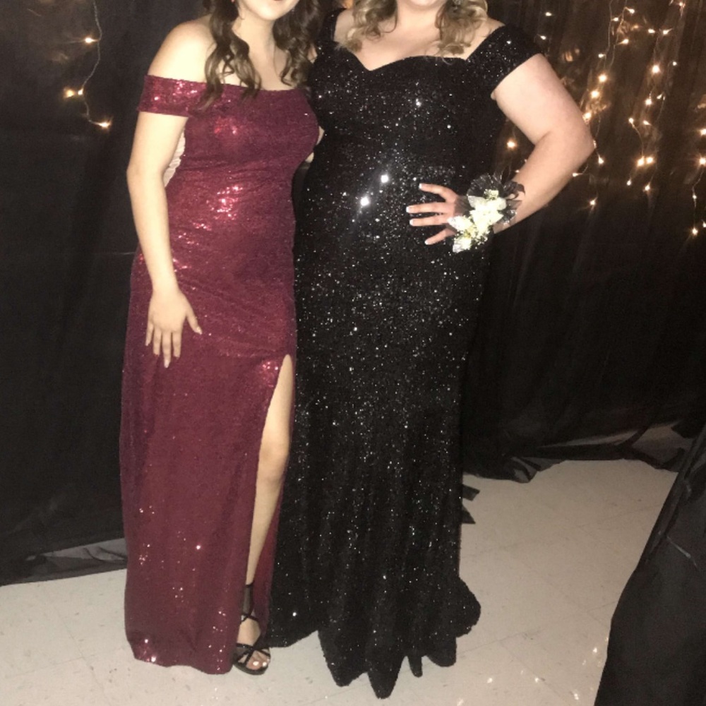 Size 18 Full Black Sequin Prom Dress